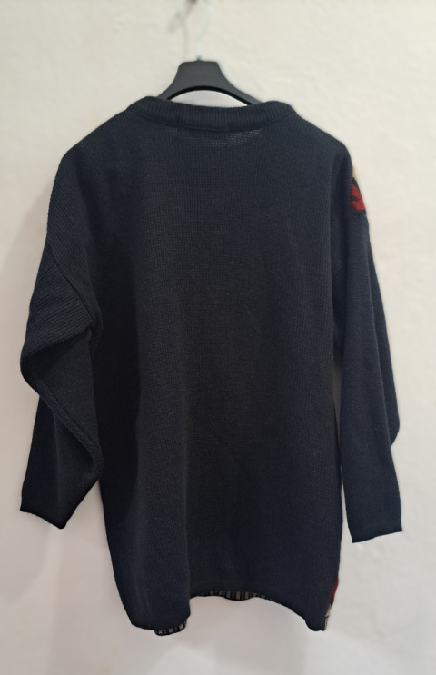 Gruby sweter akrylowy Gruby sweter akrylowy